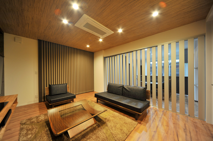 k-living 有限会社 株式会社小畑建設が建てたガルバリウムを使った施工例