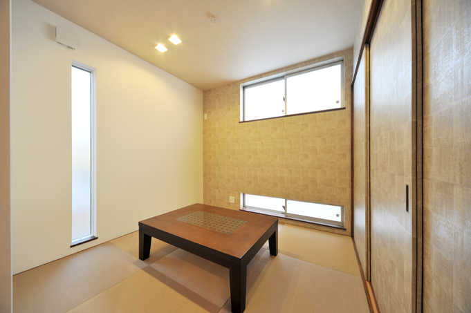 k-living 有限会社 株式会社小畑建設が建てたガルバリウムを使った施工例